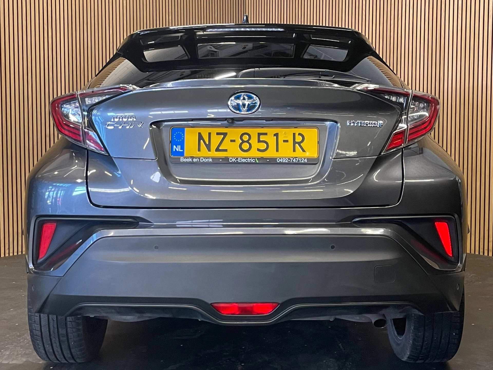 Hoofdafbeelding Toyota C-HR