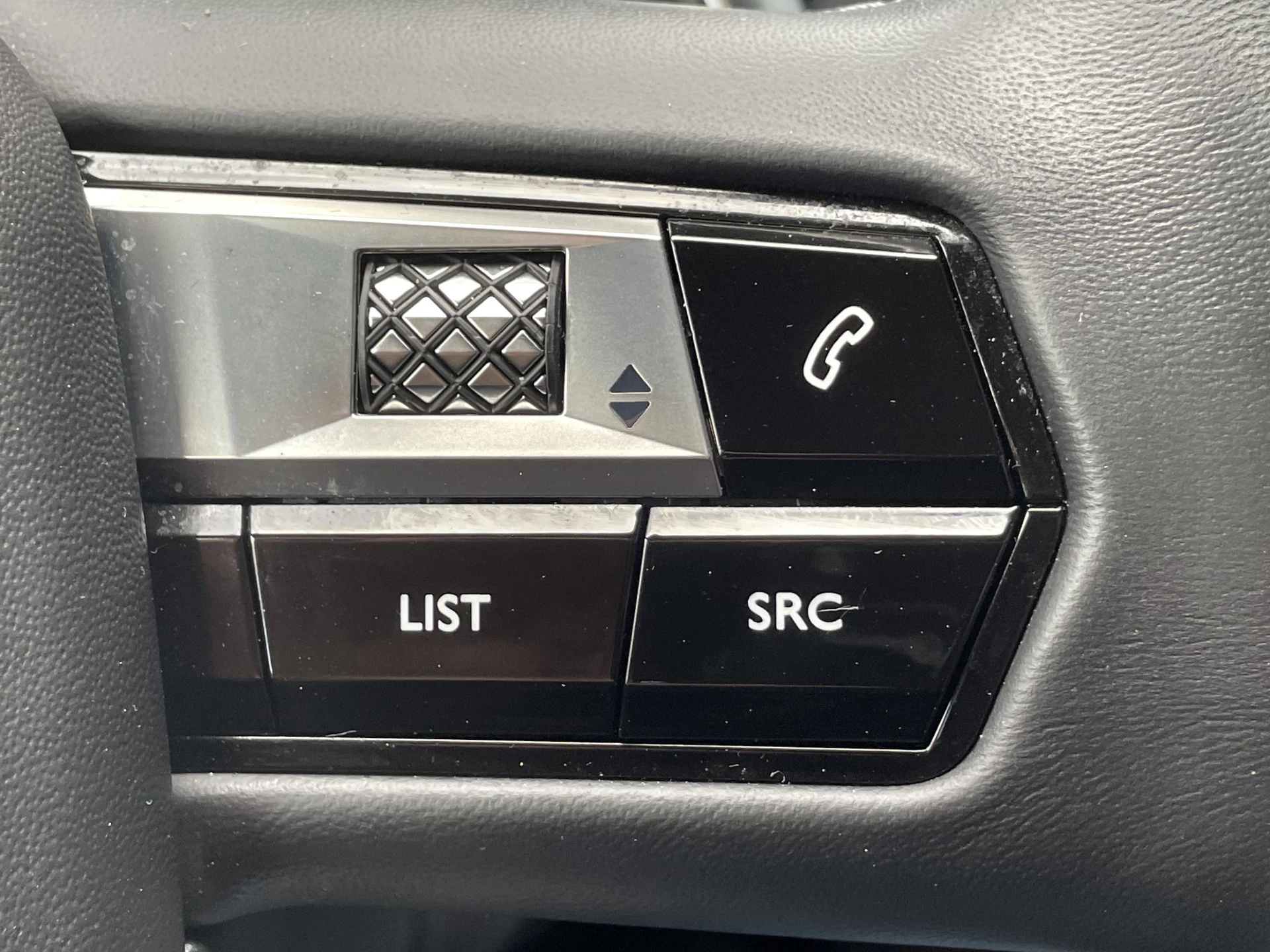 Hoofdafbeelding DS DS 7