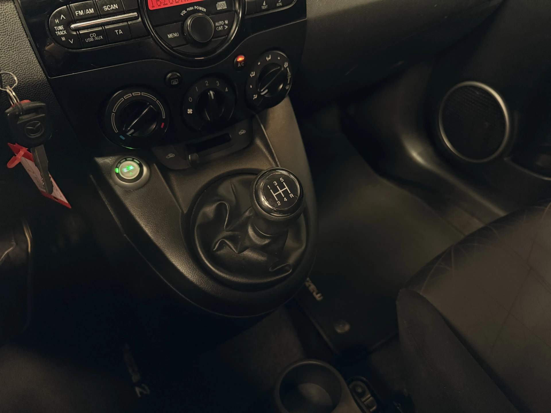 Hoofdafbeelding Mazda 2