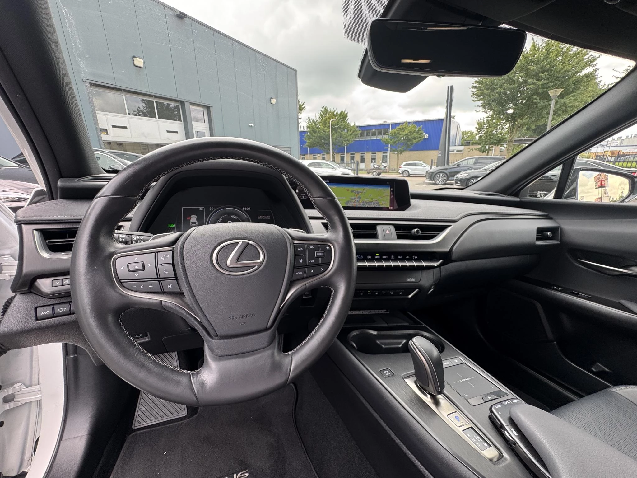 Hoofdafbeelding Lexus UX