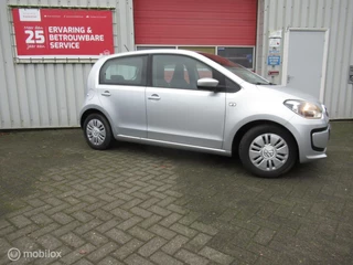 Volkswagen Up! 1.0 move up! BlueMotion