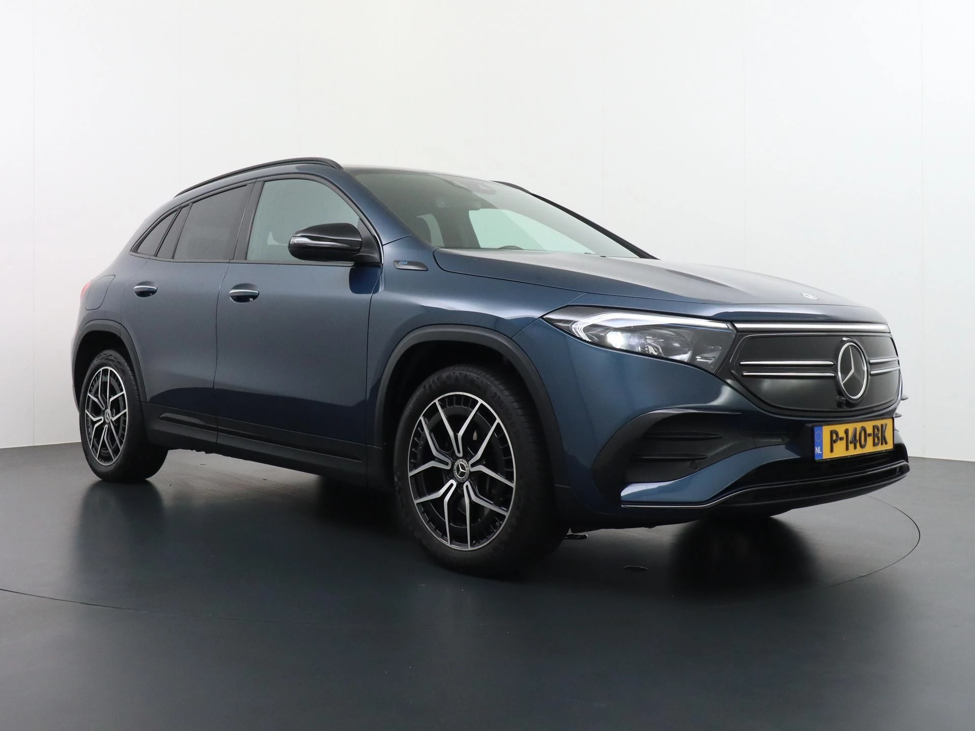 Hoofdafbeelding Mercedes-Benz EQA