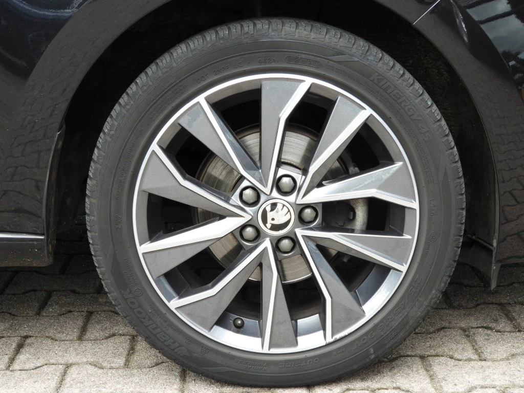 Hoofdafbeelding Škoda Rapid