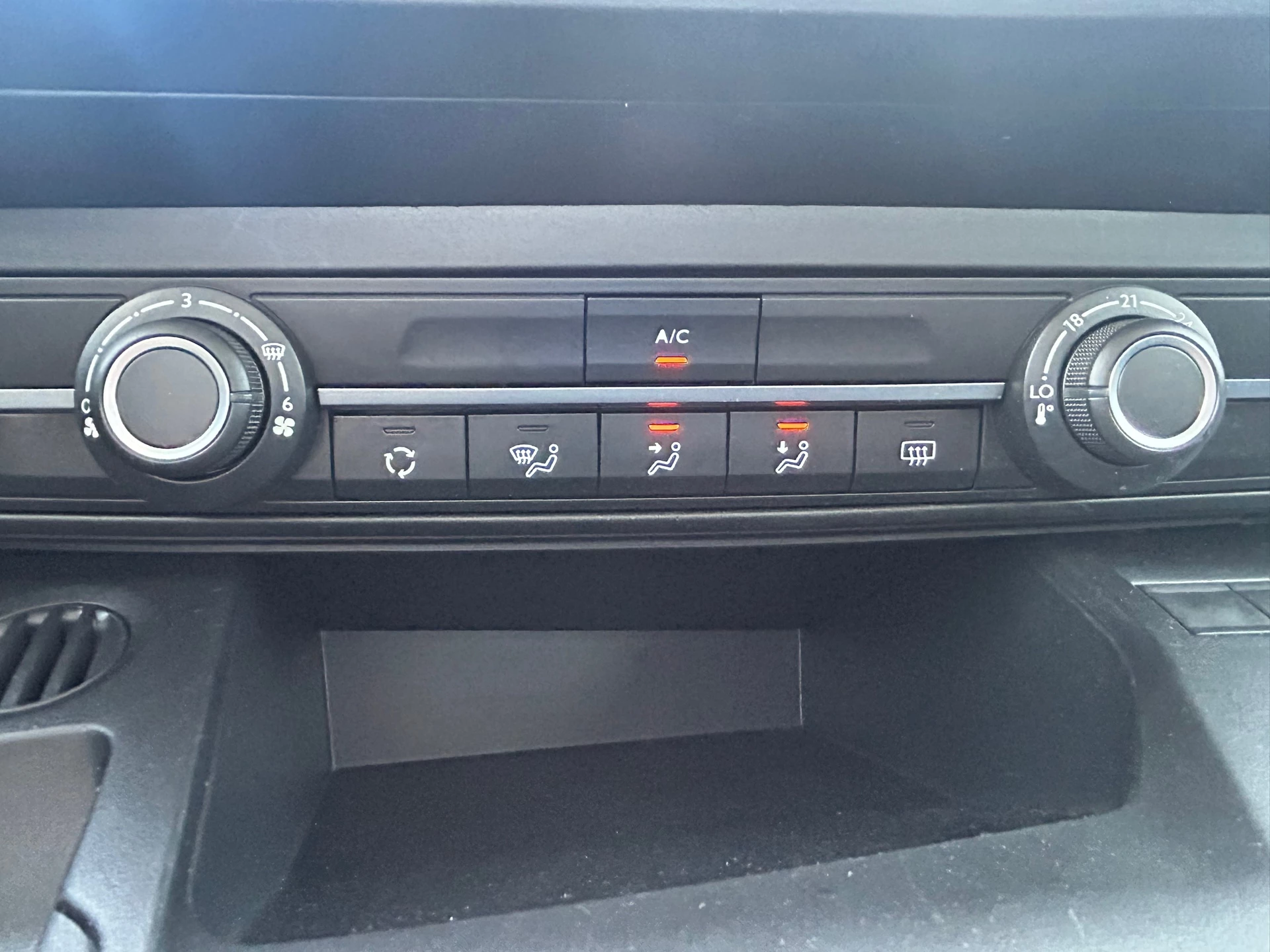 Hoofdafbeelding Peugeot Rifter