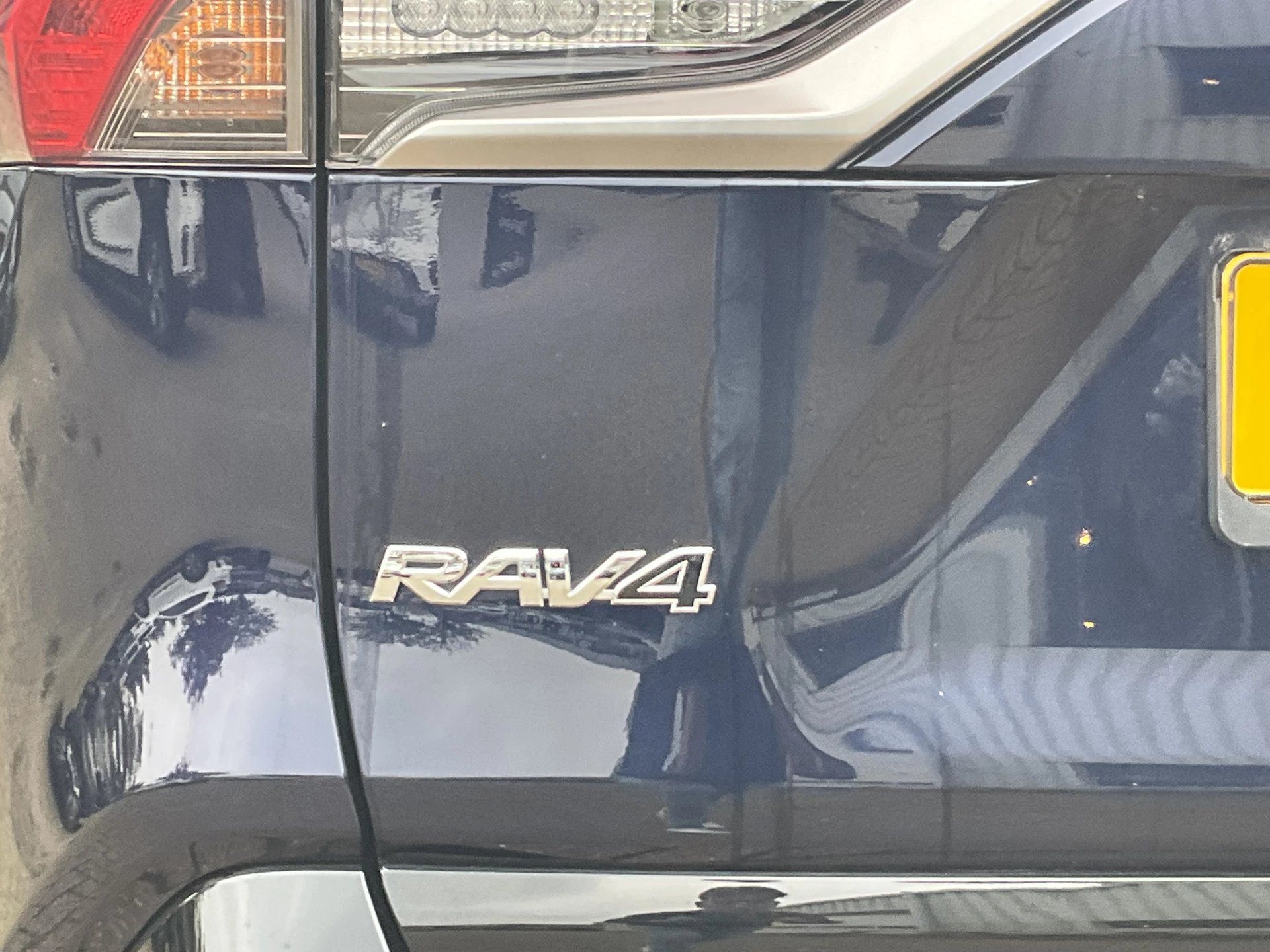 Hoofdafbeelding Toyota RAV4