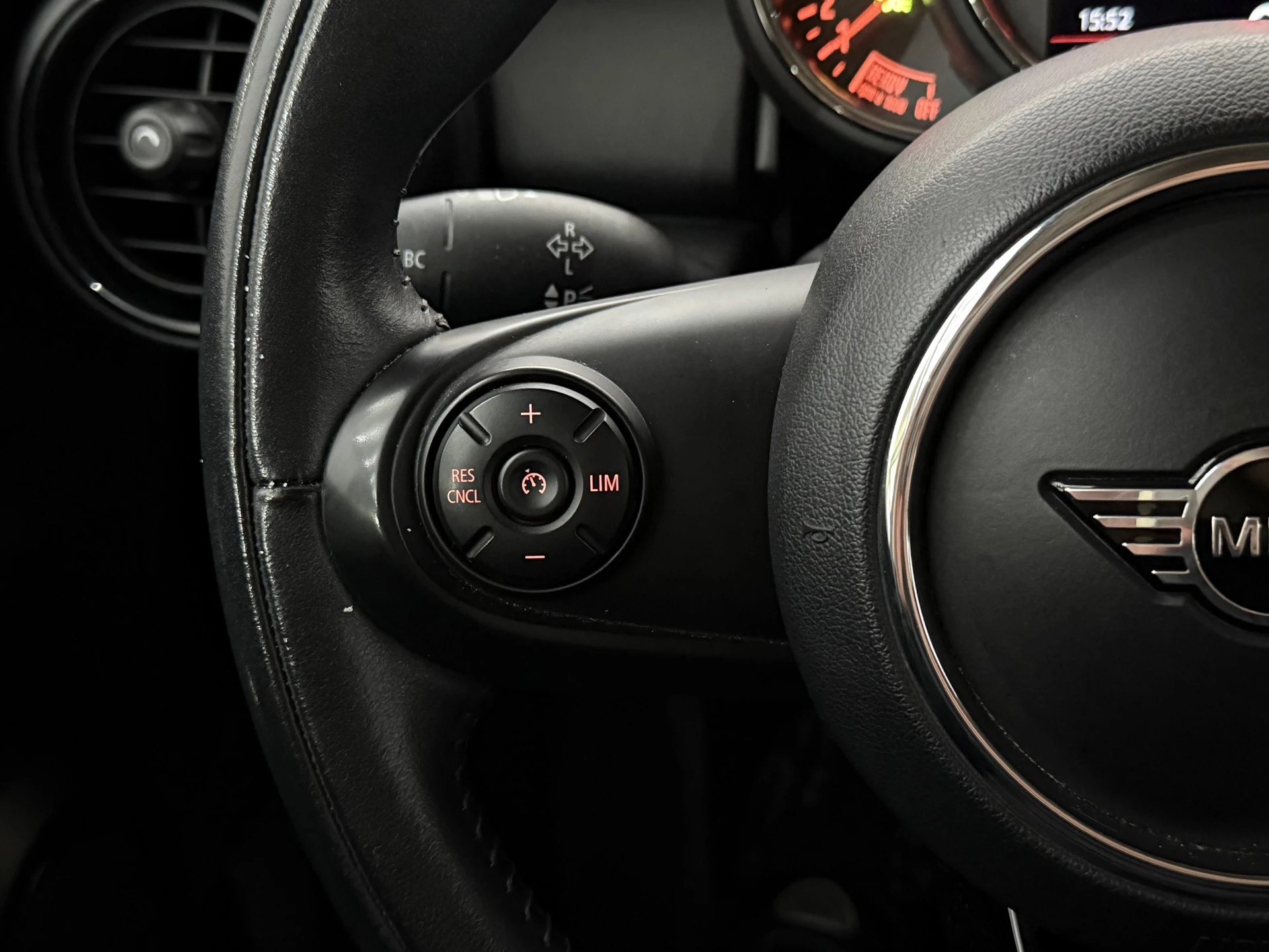 Hoofdafbeelding MINI One