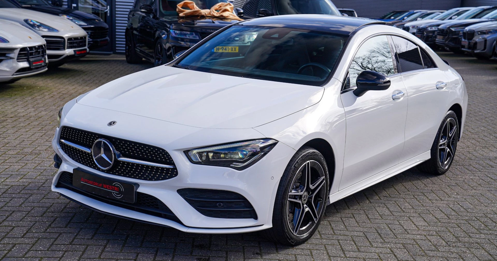 Hoofdafbeelding Mercedes-Benz CLA