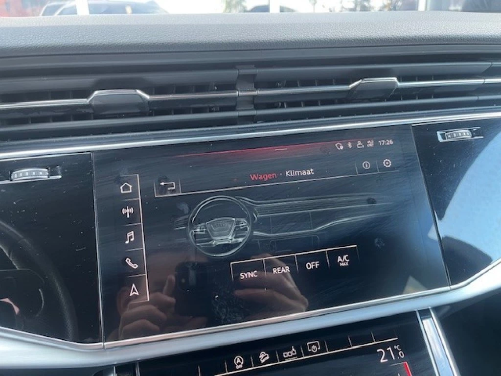Hoofdafbeelding Audi Q8