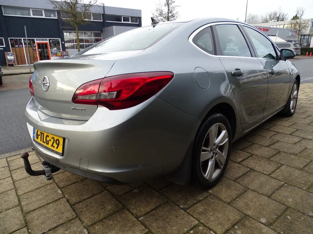 Hoofdafbeelding Opel Astra