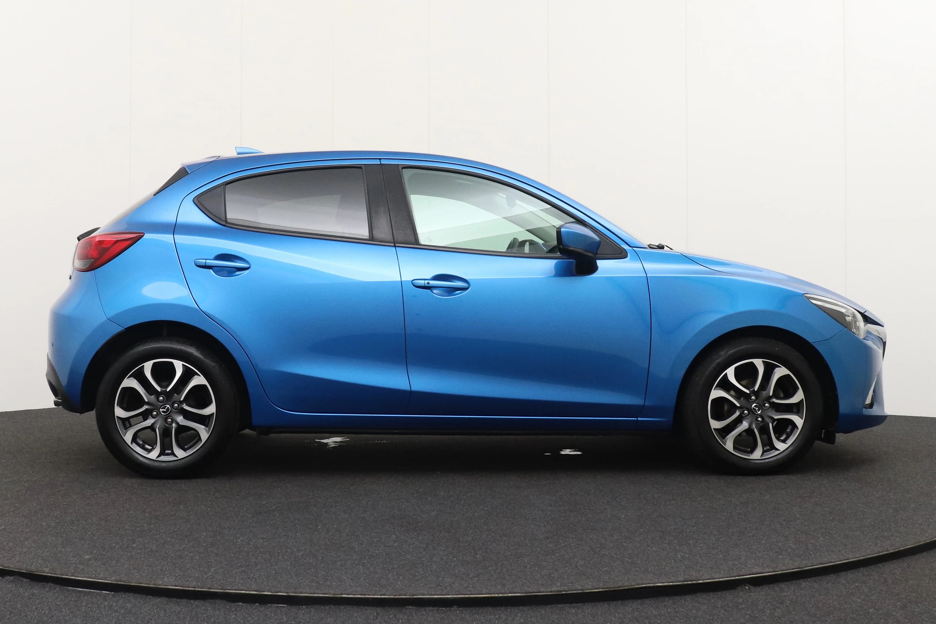 Hoofdafbeelding Mazda 2