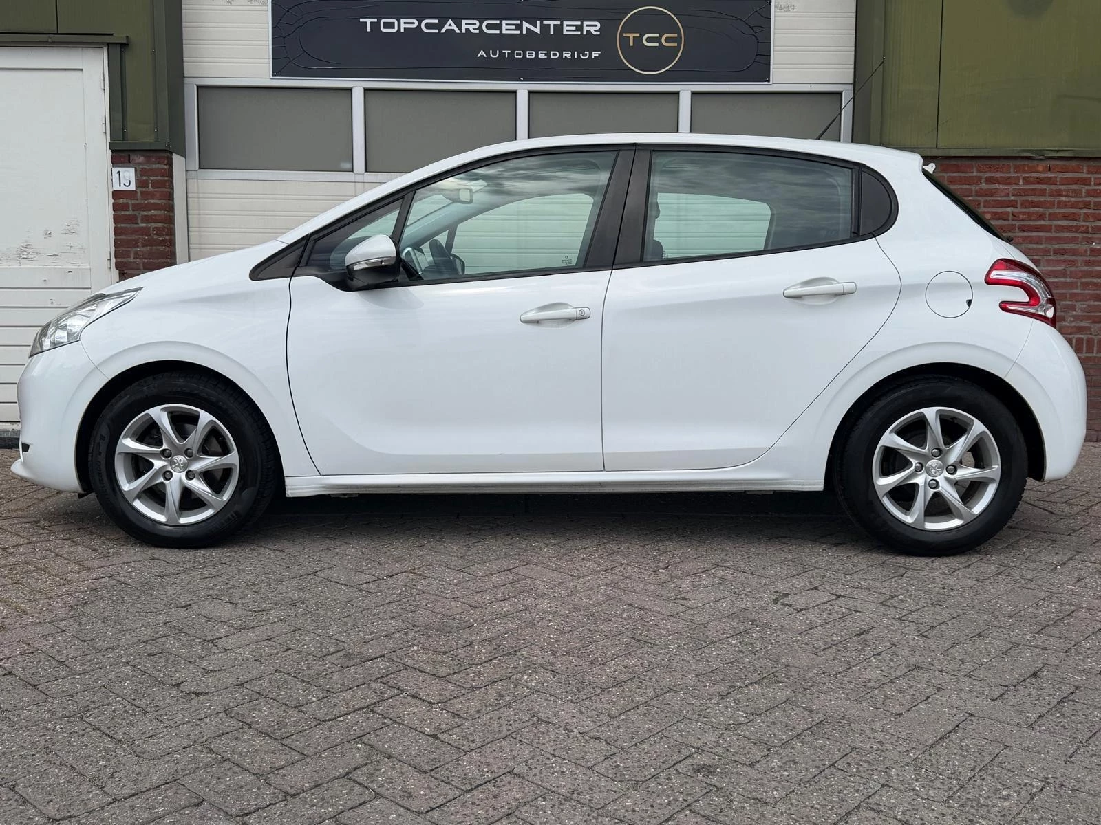 Hoofdafbeelding Peugeot 208