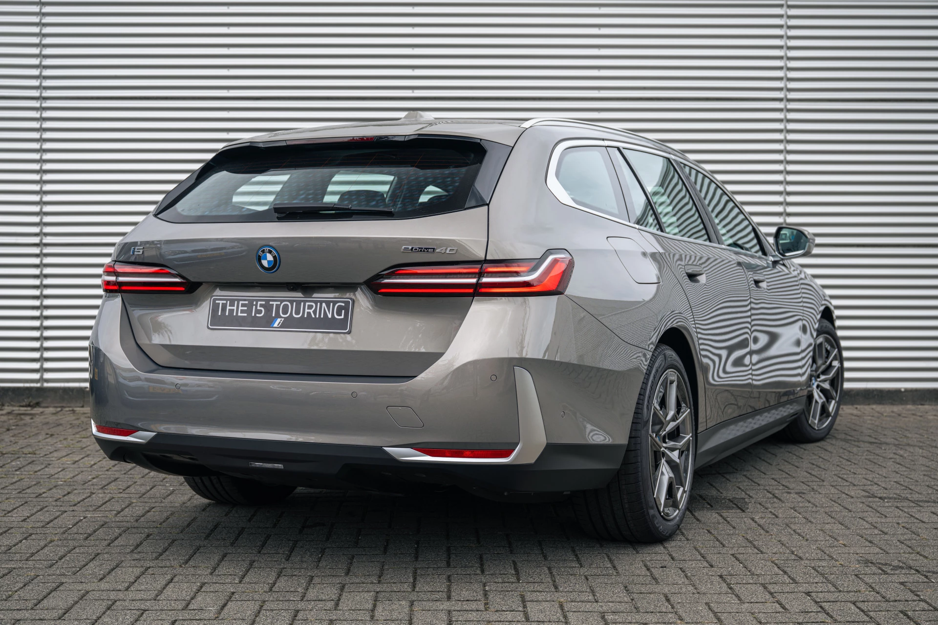 Hoofdafbeelding BMW i5