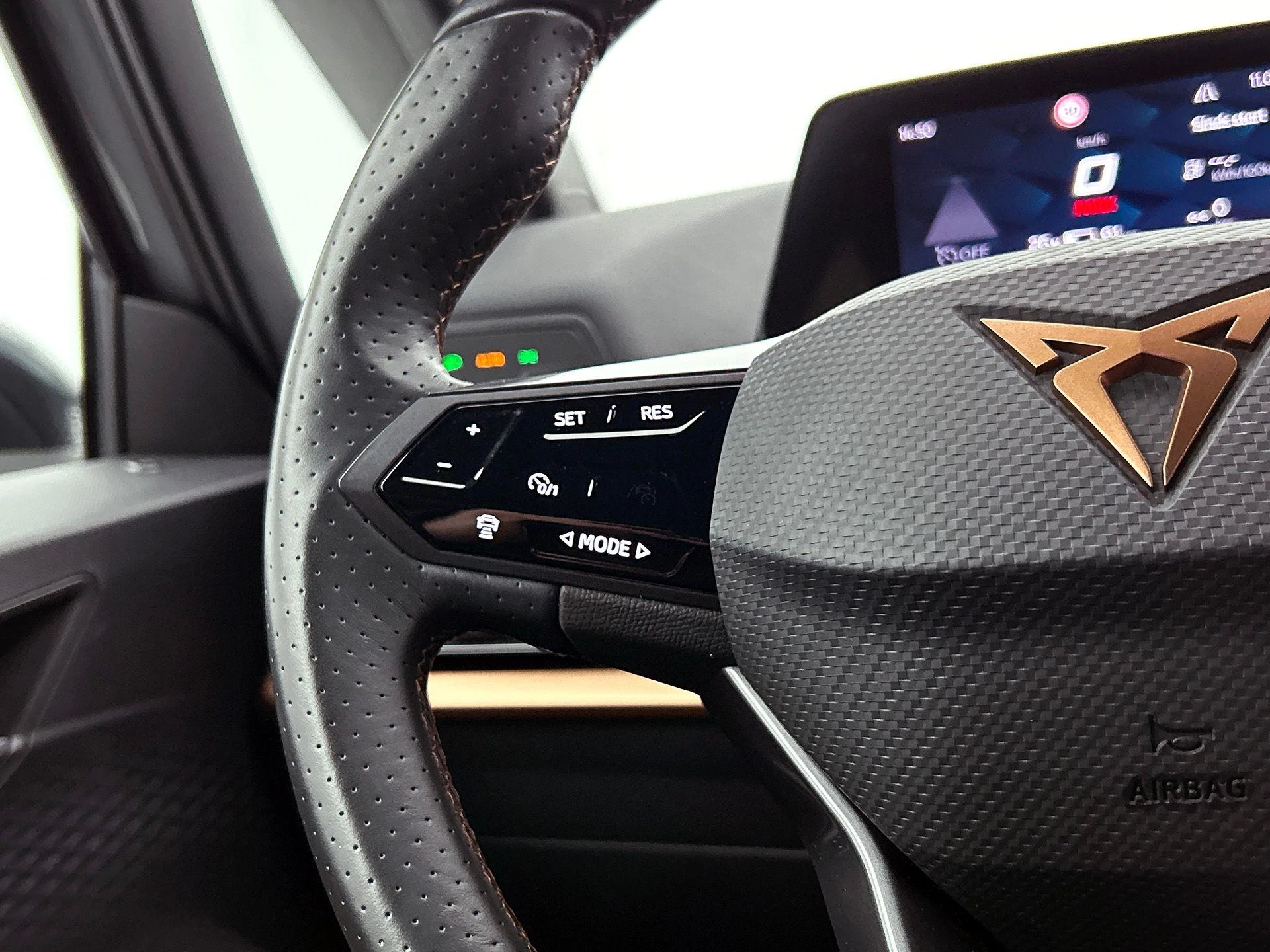 Hoofdafbeelding CUPRA Born