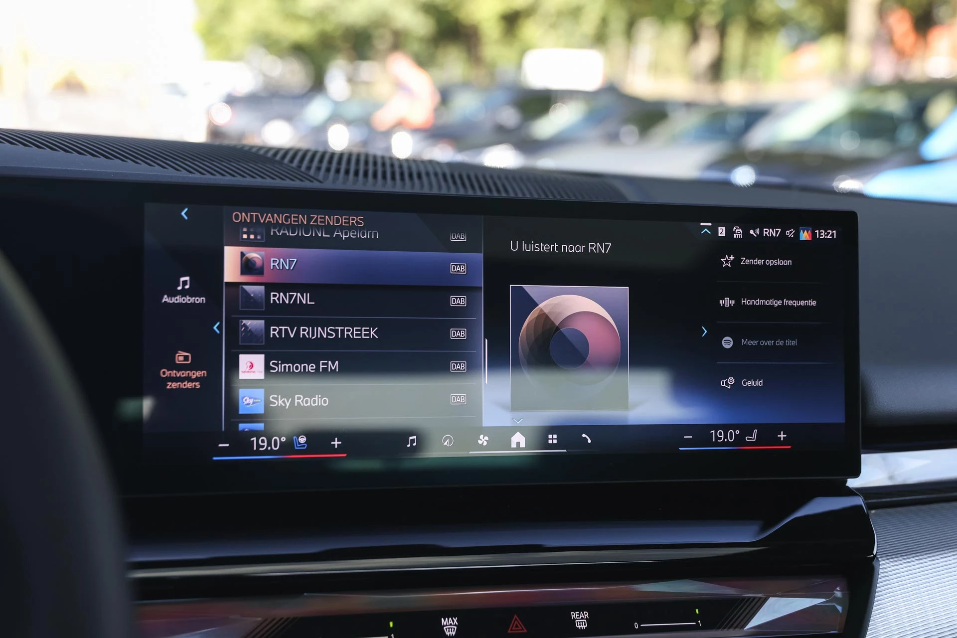 Hoofdafbeelding BMW i5