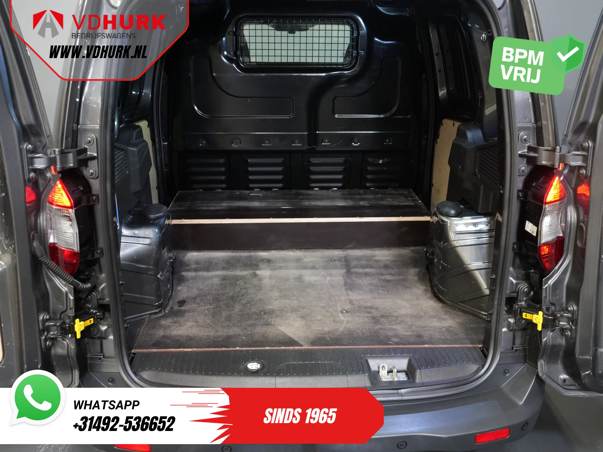 Hoofdafbeelding Ford Transit Courier