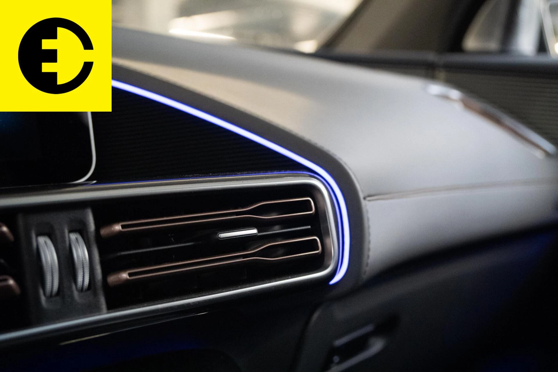 Hoofdafbeelding Mercedes-Benz EQC