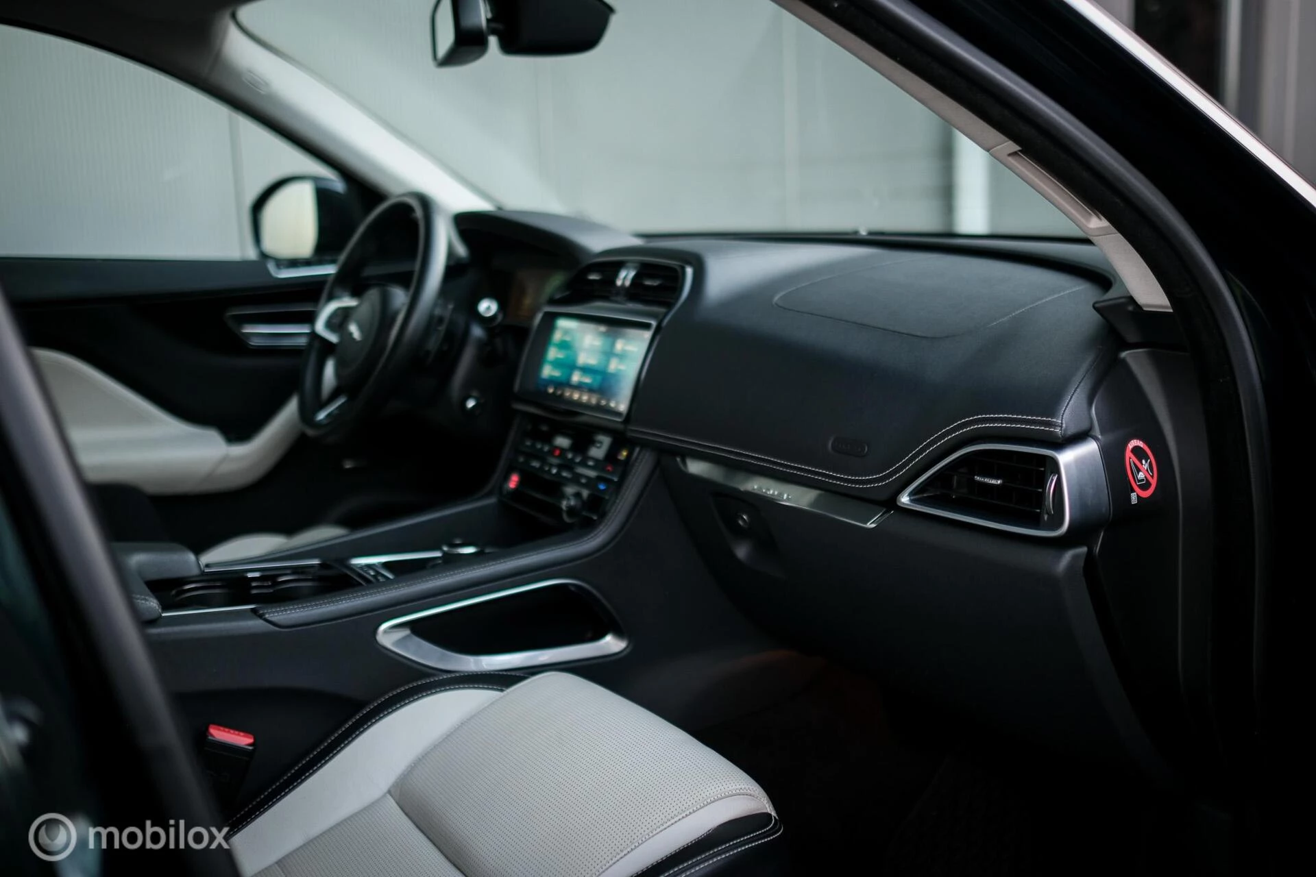 Hoofdafbeelding Jaguar F-PACE