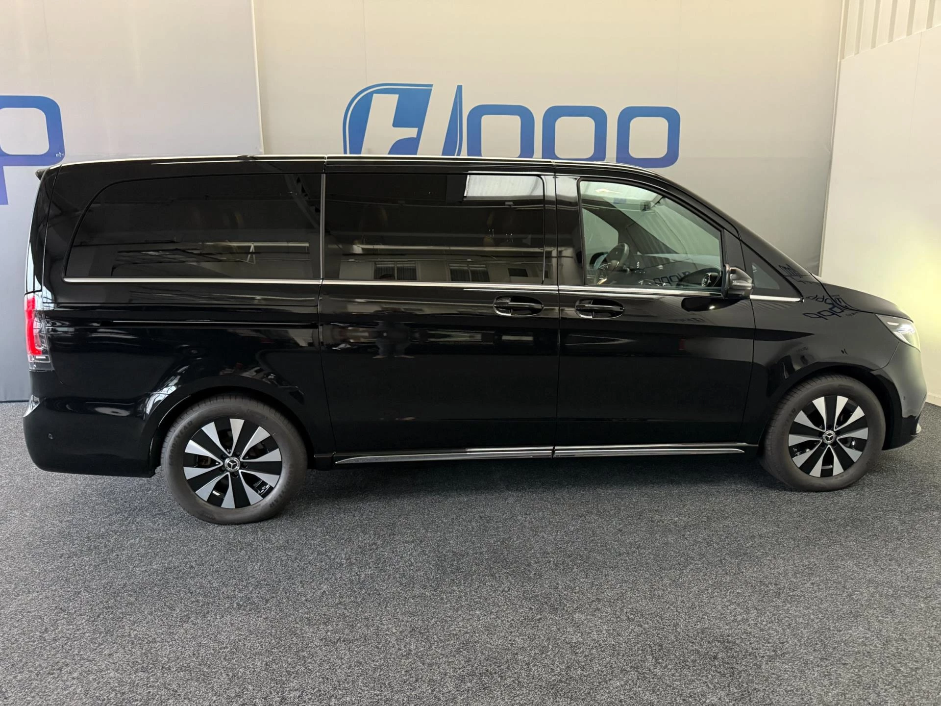 Hoofdafbeelding Mercedes-Benz EQV