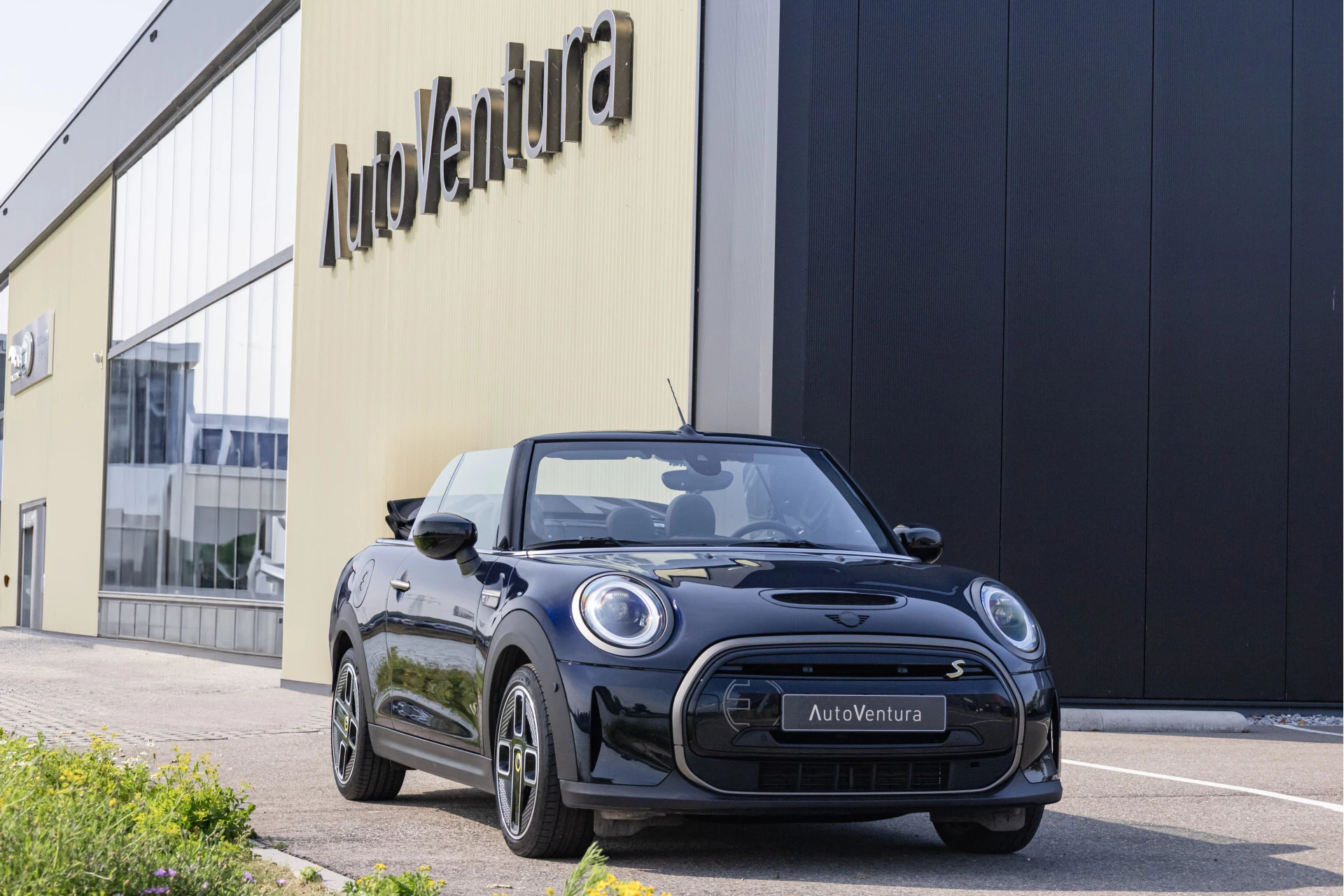Hoofdafbeelding MINI Cabrio