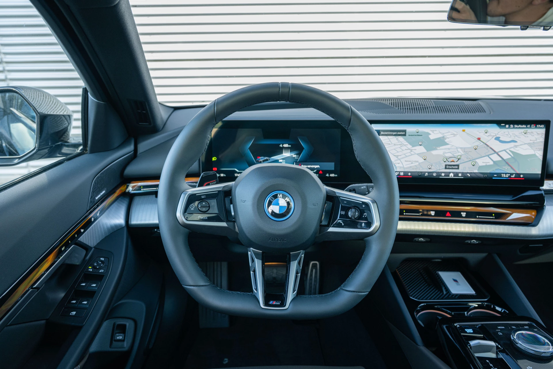 Hoofdafbeelding BMW i5
