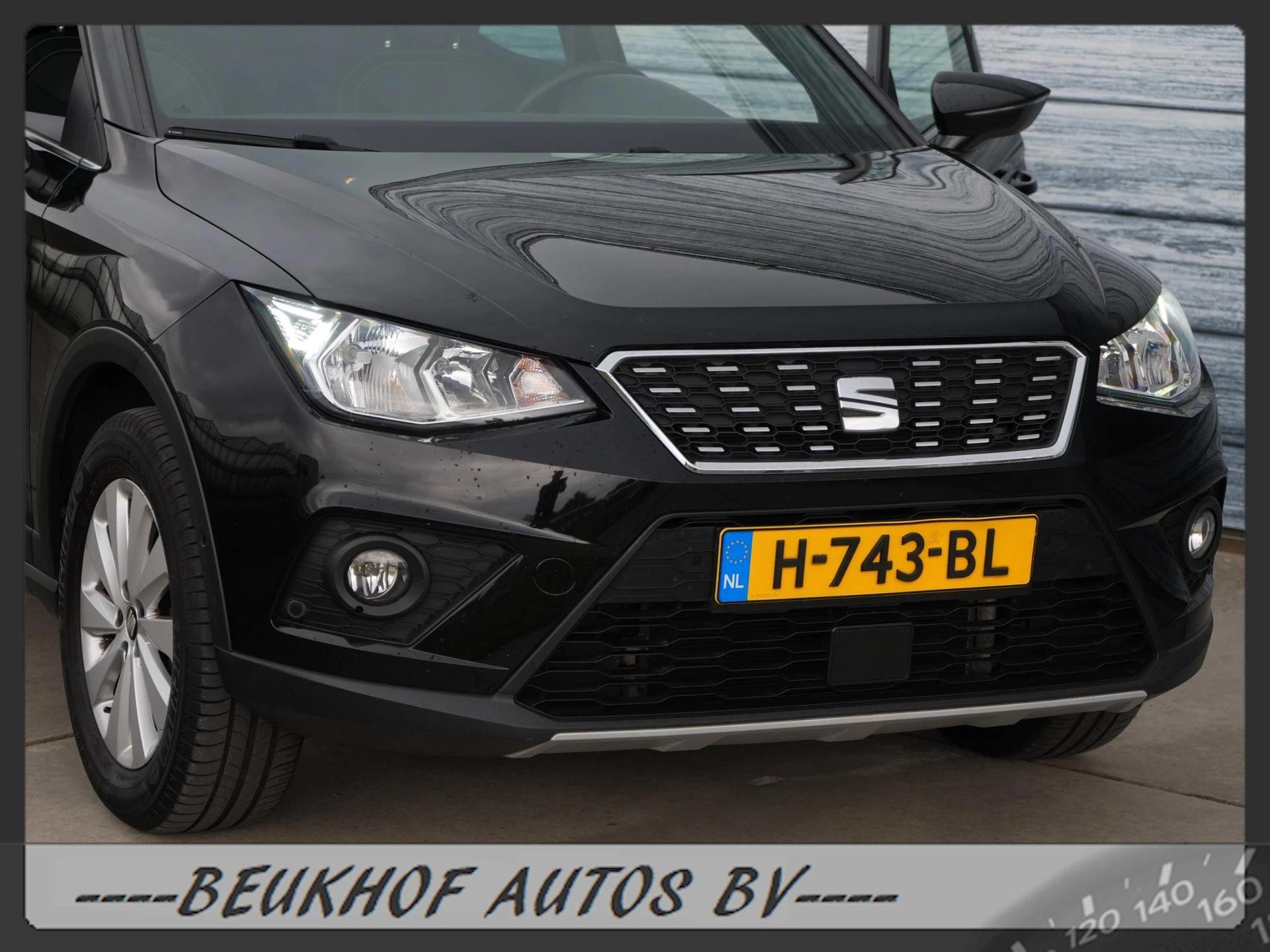 Hoofdafbeelding SEAT Arona