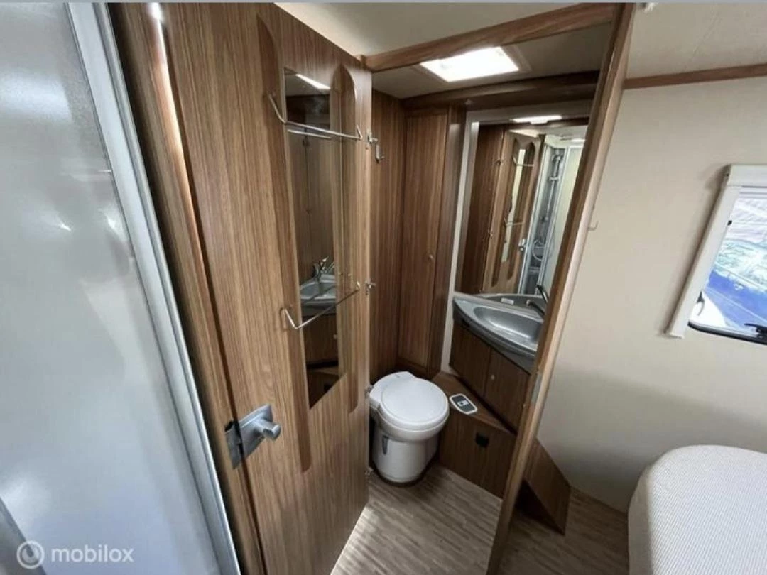 Hoofdafbeelding Carado T 449