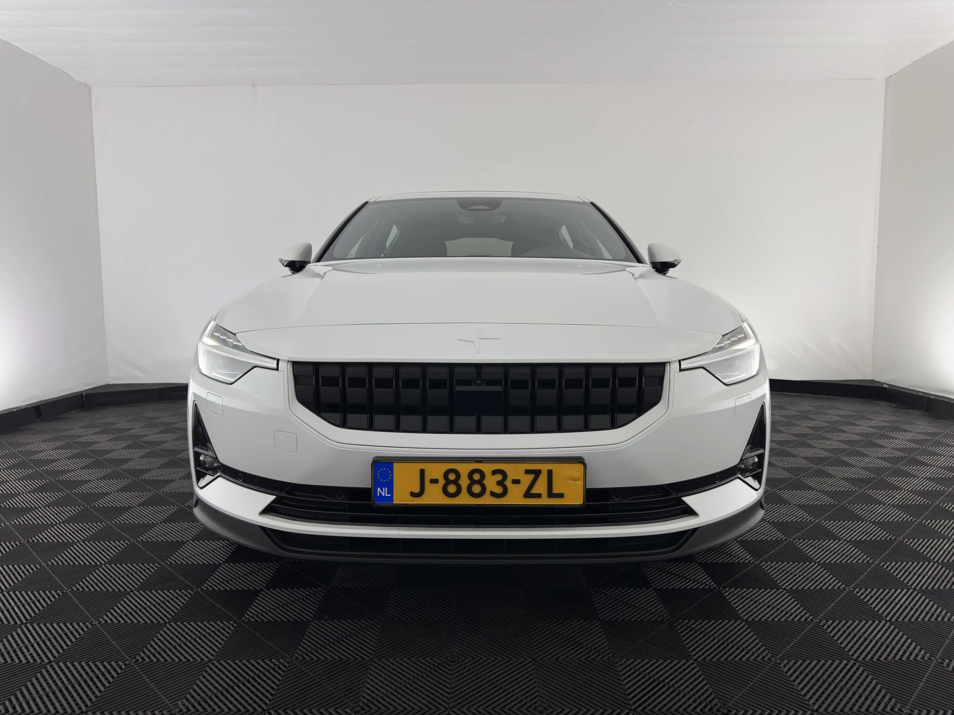 Hoofdafbeelding Polestar 2