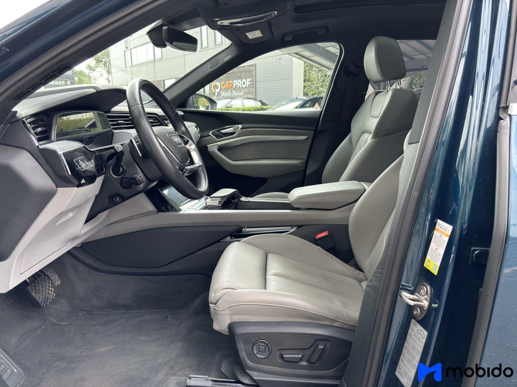 Hoofdafbeelding Audi e-tron
