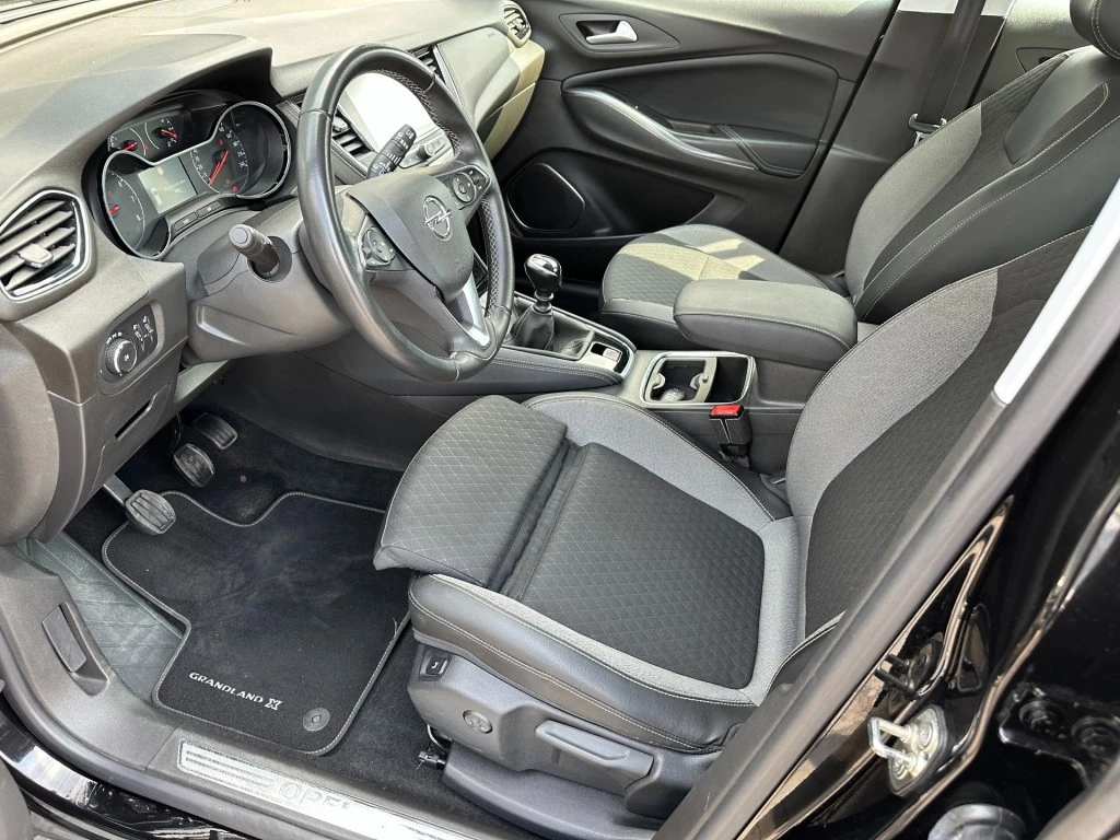 Hoofdafbeelding Opel Grandland X