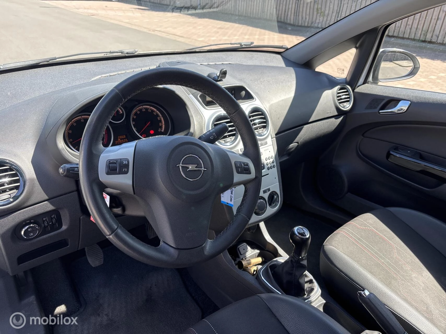 Hoofdafbeelding Opel Corsa