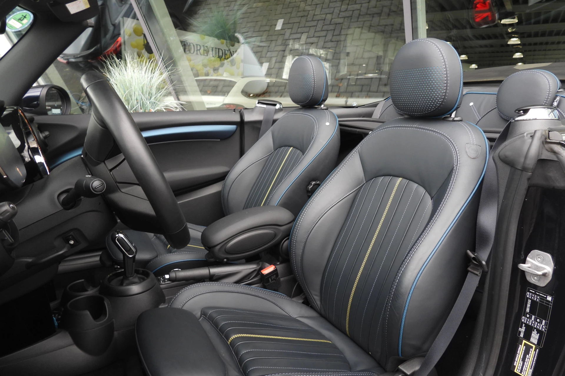 Hoofdafbeelding MINI Cooper Cabrio