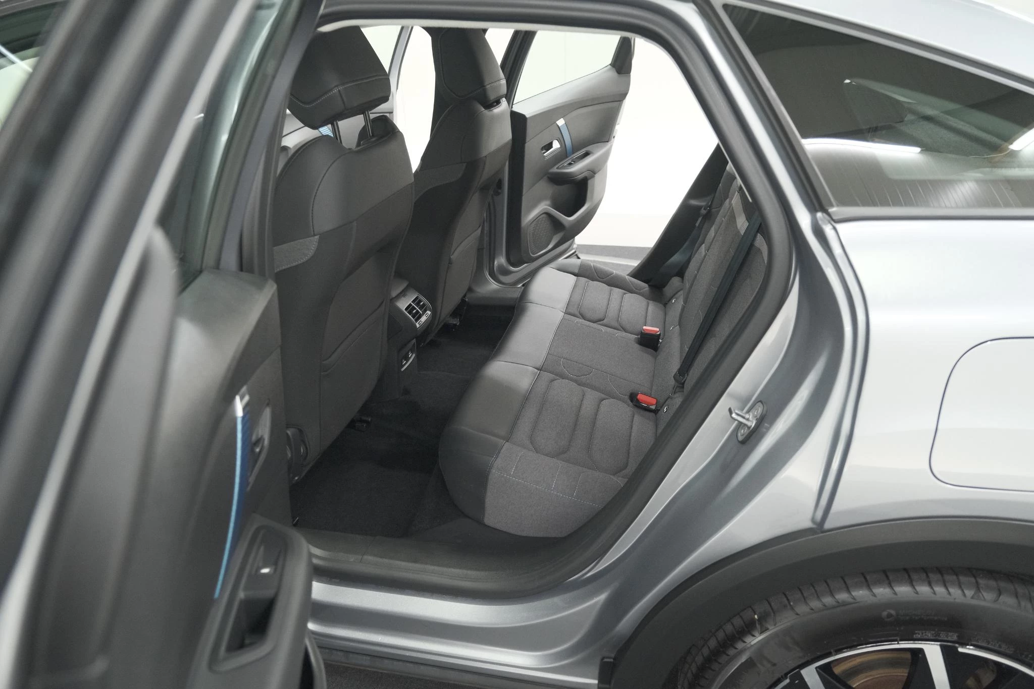 Hoofdafbeelding Citroën ë-C4