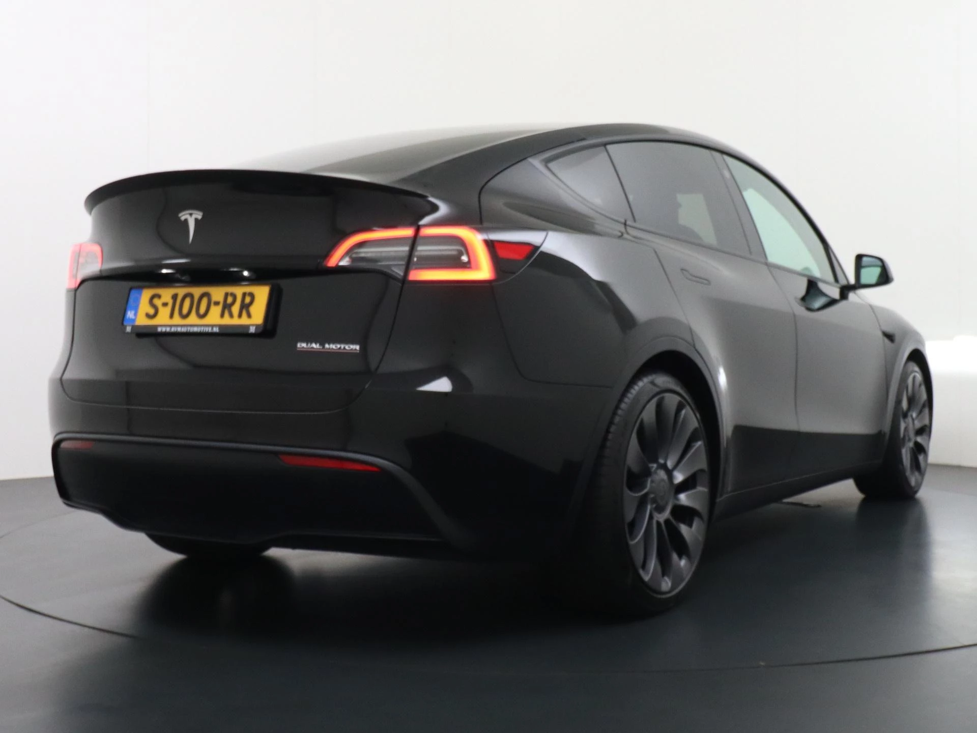 Hoofdafbeelding Tesla Model Y