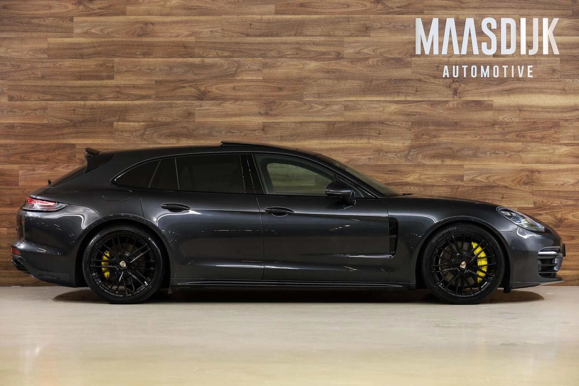 Hoofdafbeelding Porsche Panamera