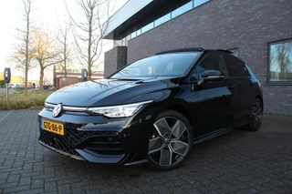 Volkswagen GOLF 8.5 1.5 eTSI R-Line Edition