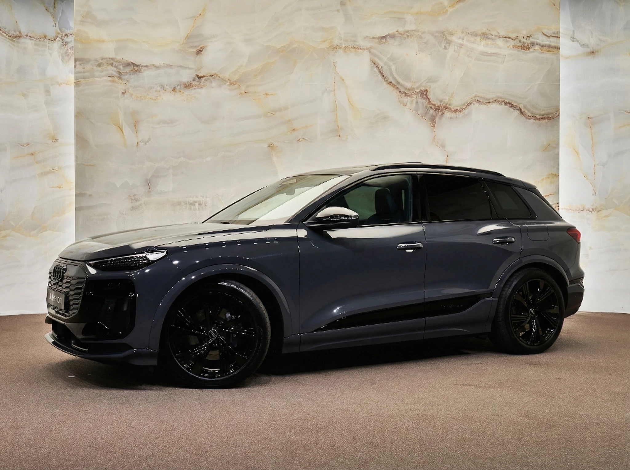 Hoofdafbeelding Audi SQ6