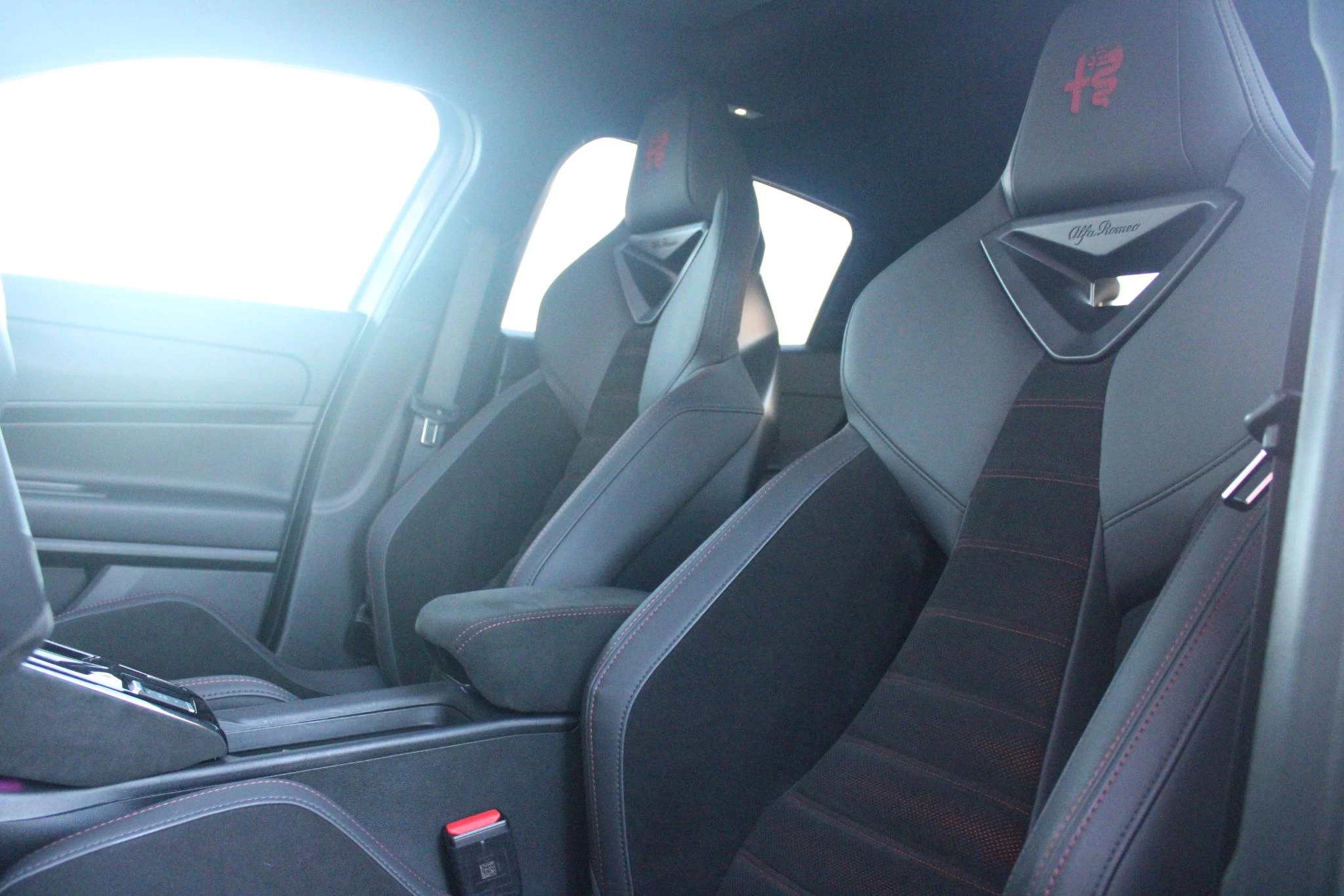 Hoofdafbeelding Alfa Romeo Junior