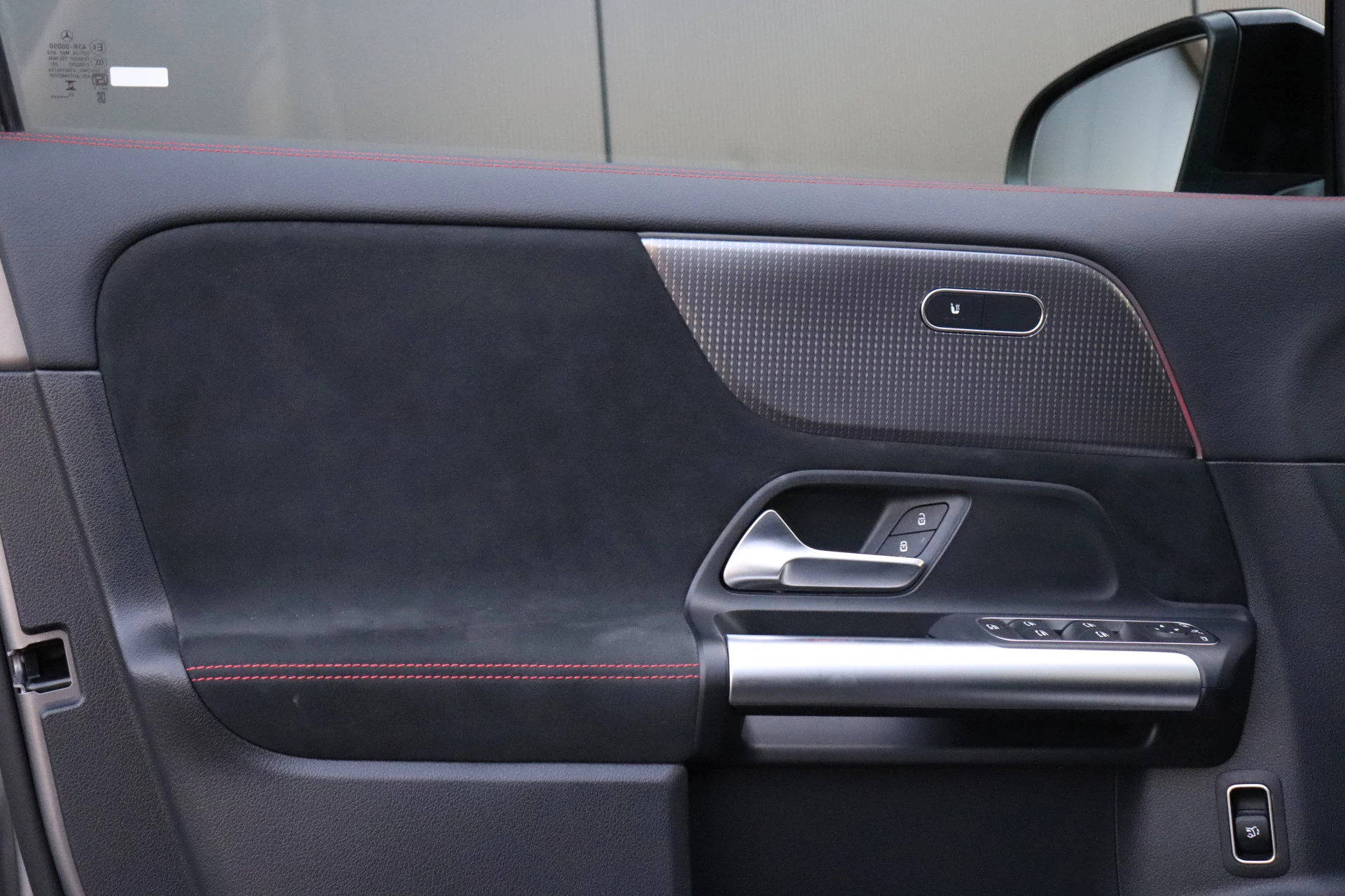 Hoofdafbeelding Mercedes-Benz EQA