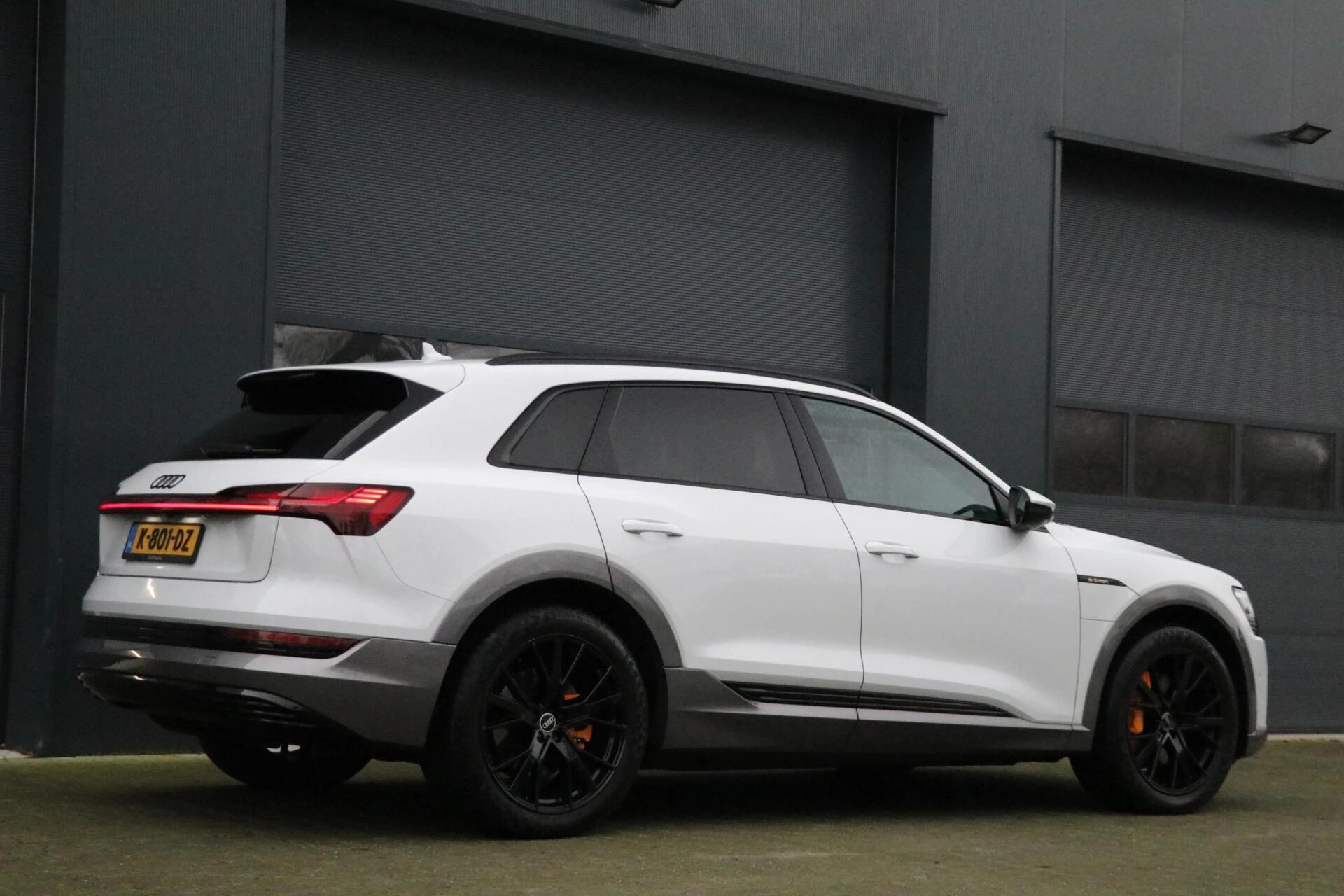 Hoofdafbeelding Audi e-tron