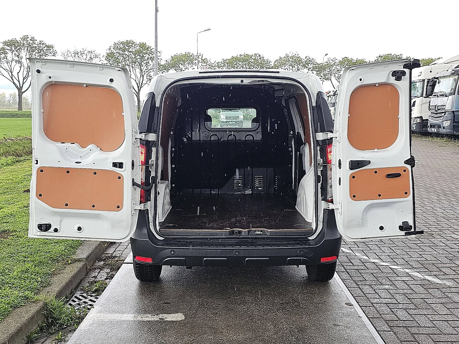 Hoofdafbeelding Dacia Dokker