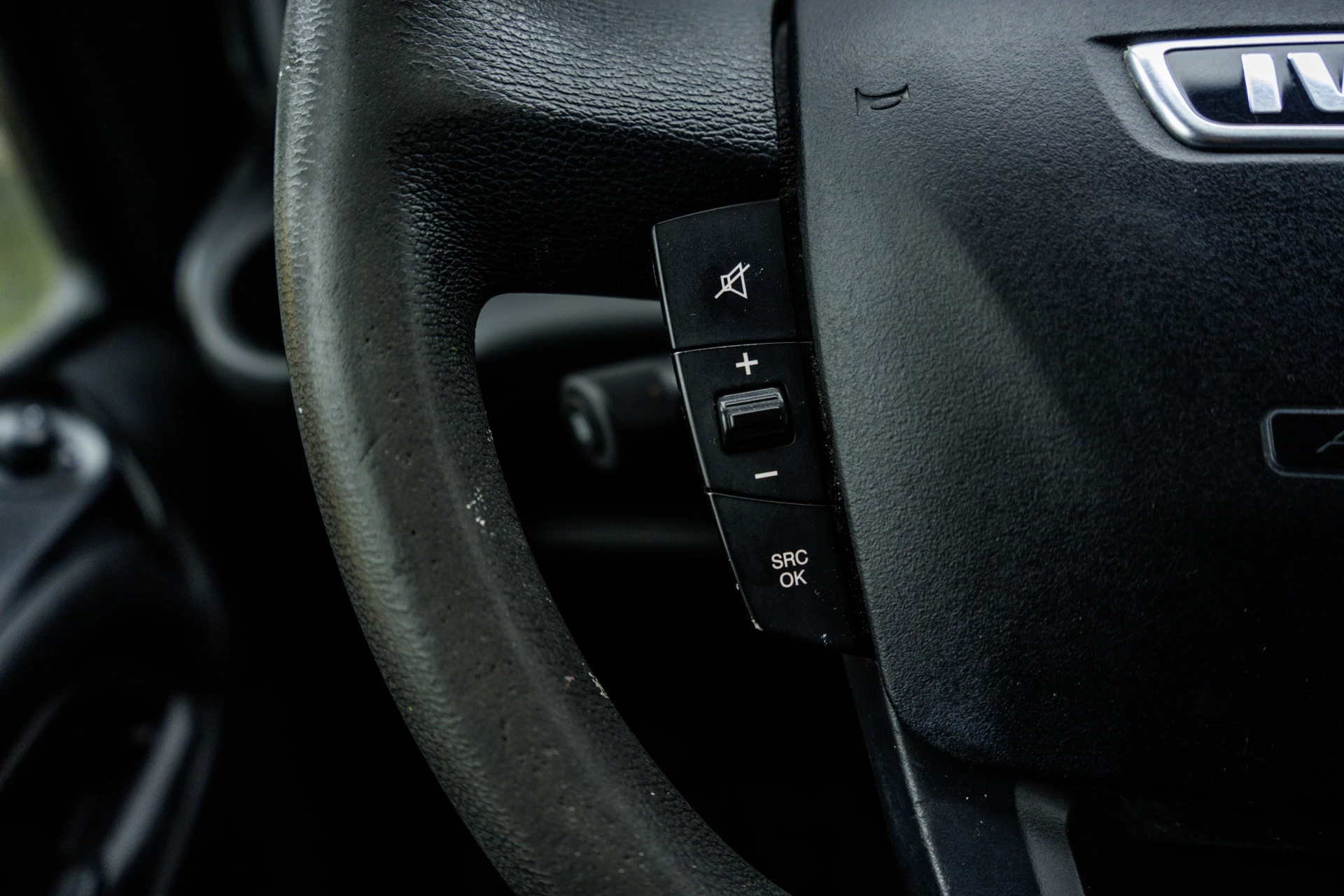 Hoofdafbeelding Iveco 50C18 3.0L | Bakwagen met laadklep | Climatic | Cruise | 180PK | 3.5T Trekgewicht | 2520KG Laadvermogen