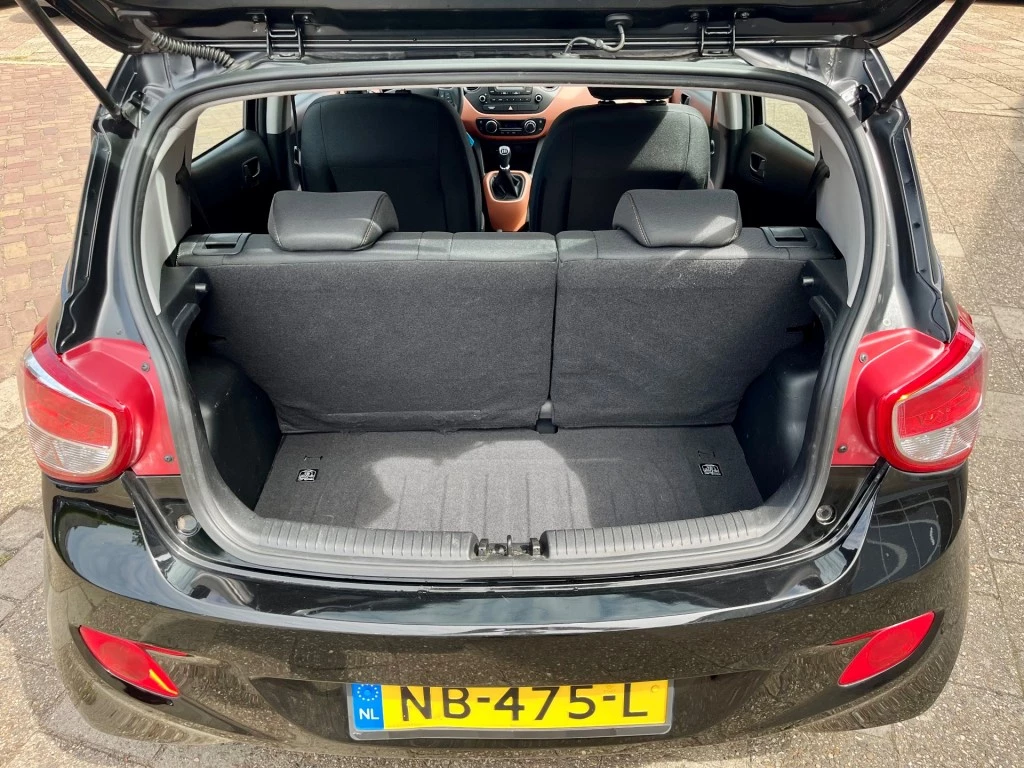 Hoofdafbeelding Hyundai i10