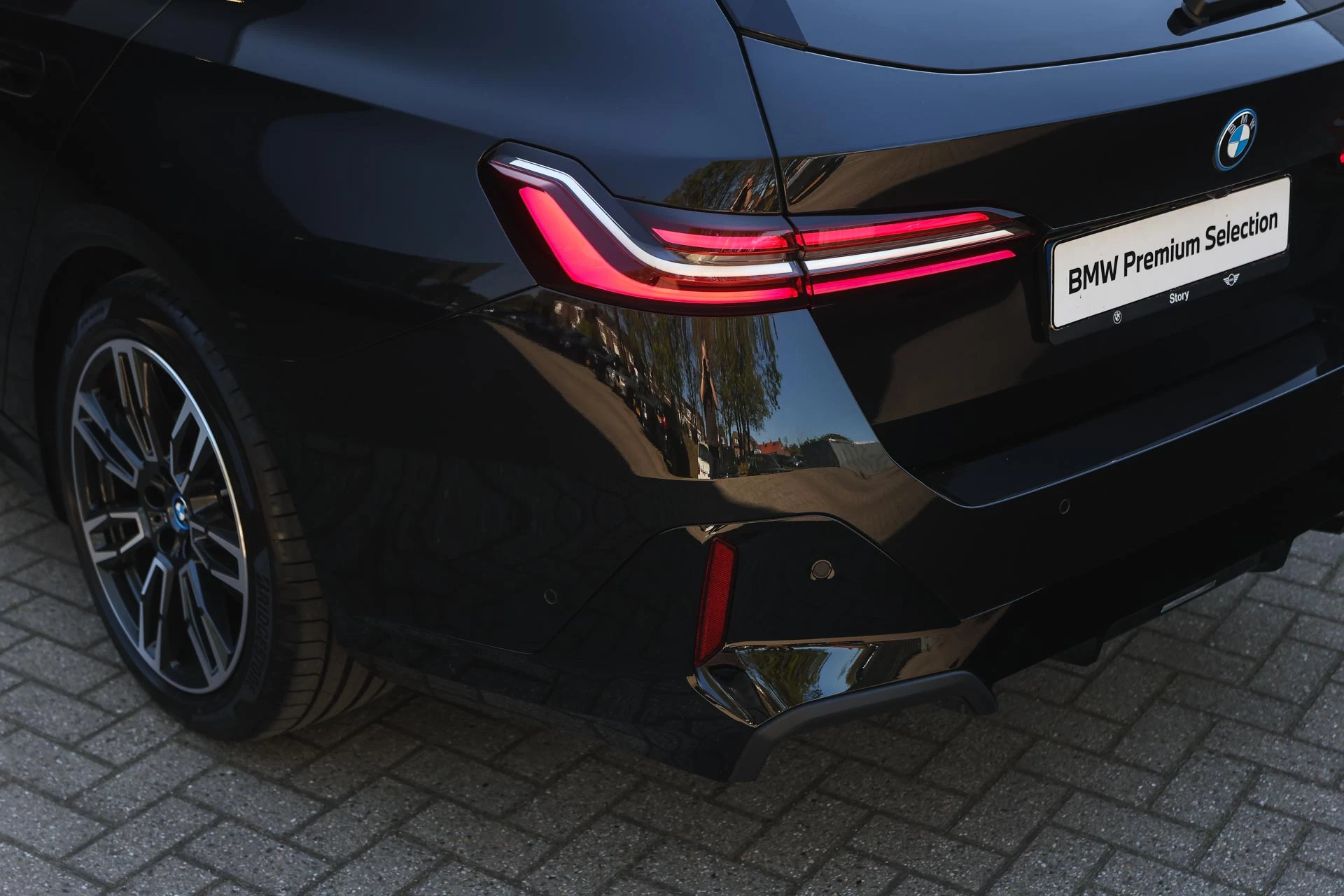Hoofdafbeelding BMW i5