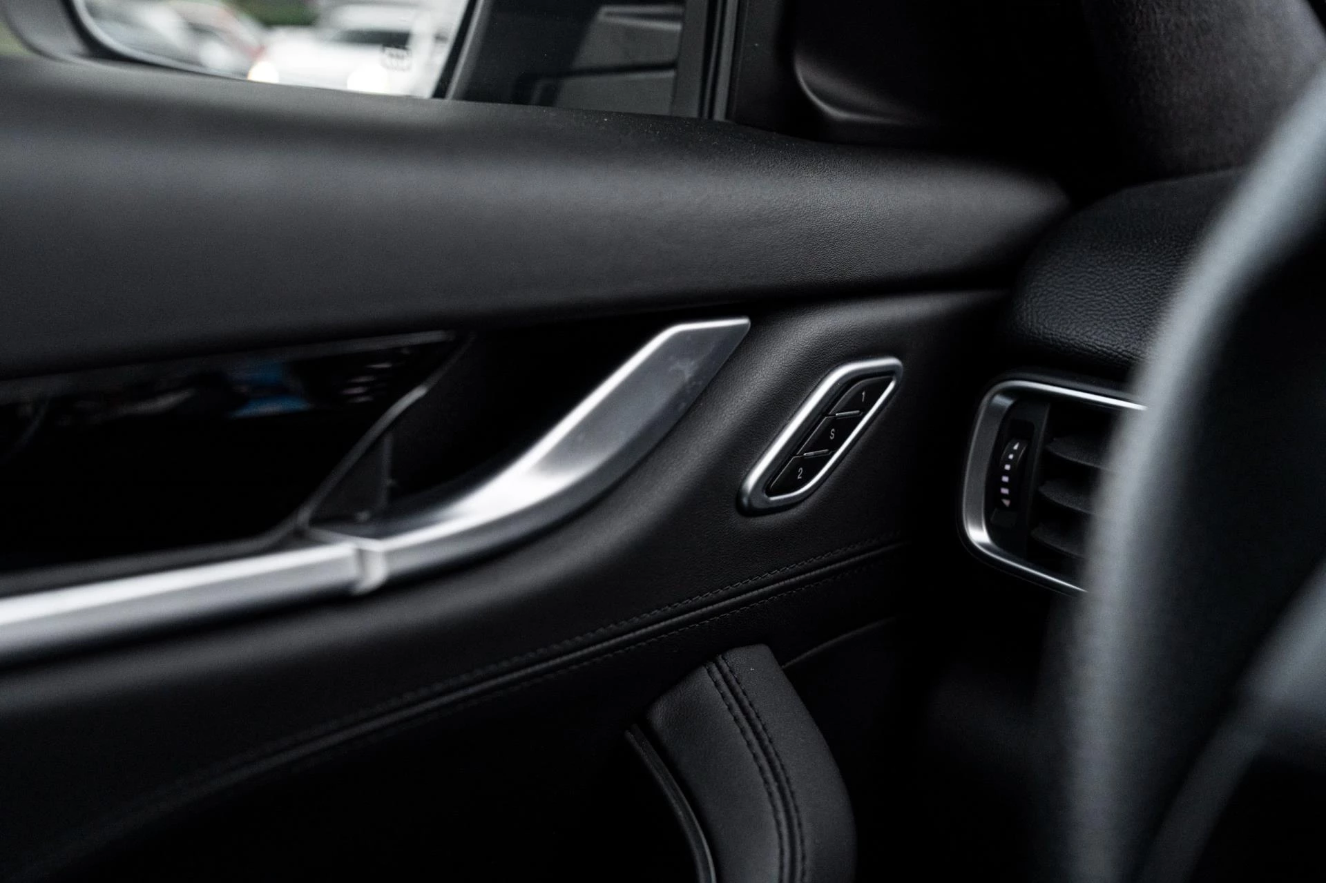 Hoofdafbeelding Maserati Levante