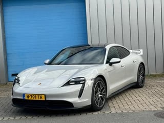 Hoofdafbeelding Porsche Taycan