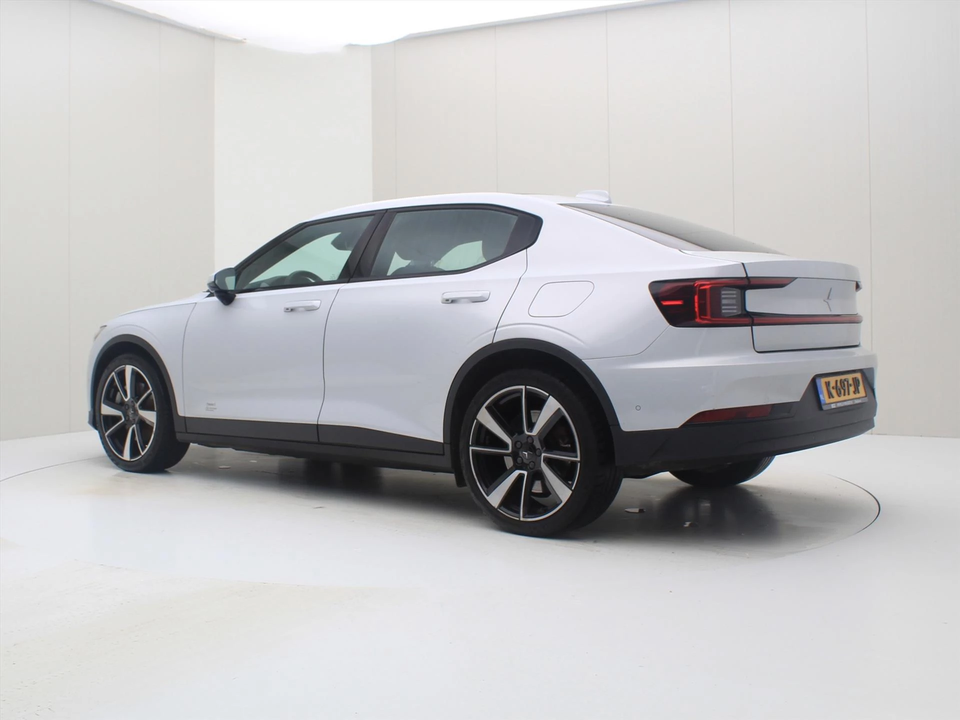 Hoofdafbeelding Polestar 2