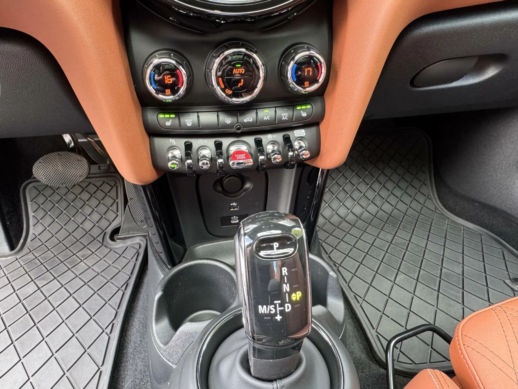 Hoofdafbeelding MINI Cooper S