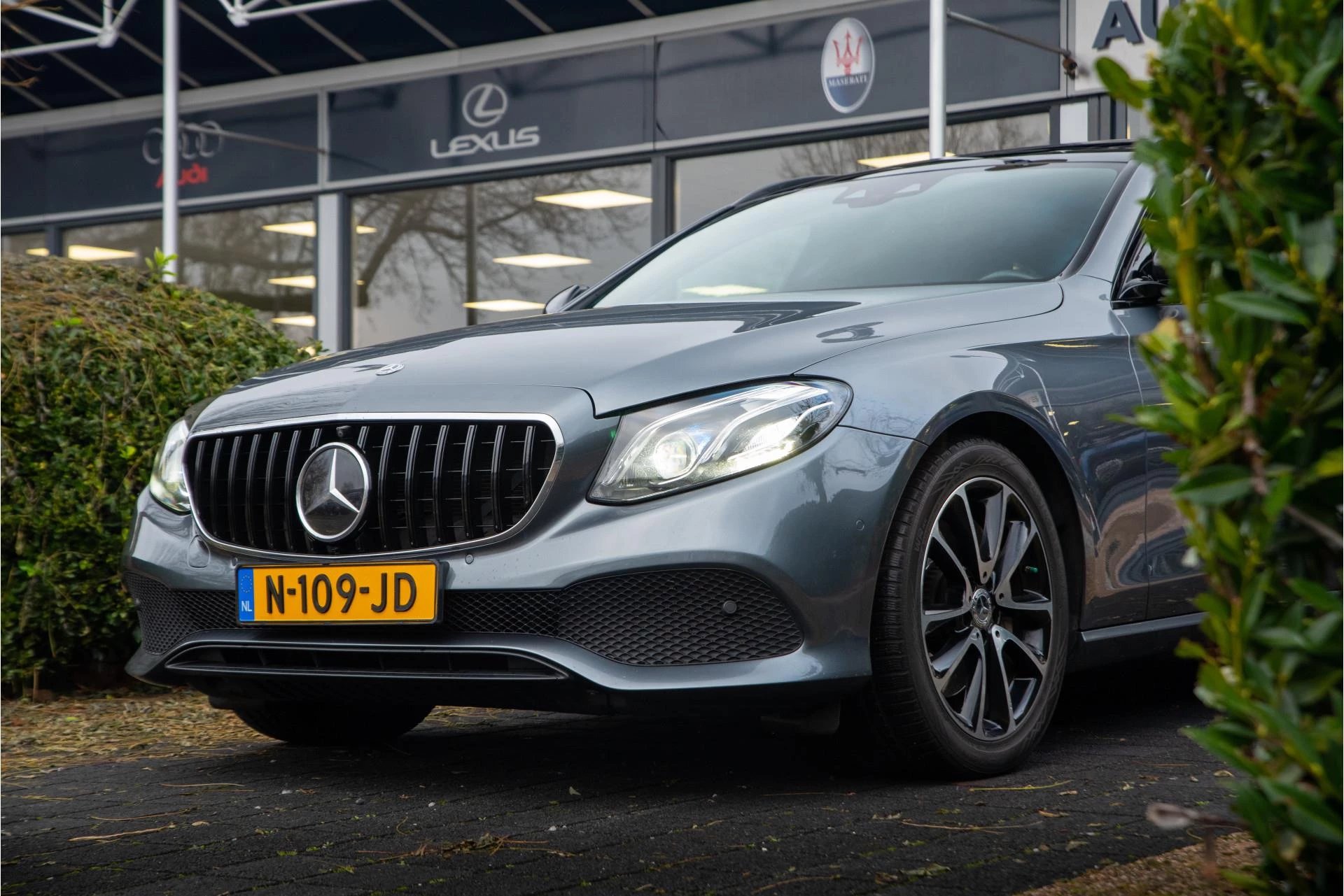 Hoofdafbeelding Mercedes-Benz E-Klasse