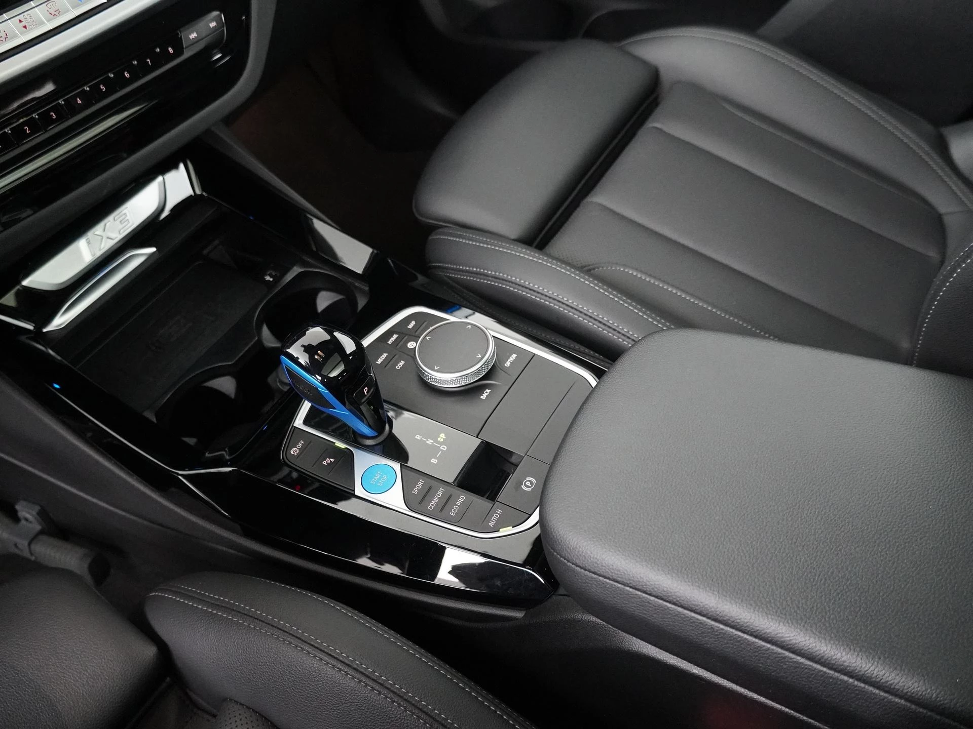 Hoofdafbeelding BMW iX3