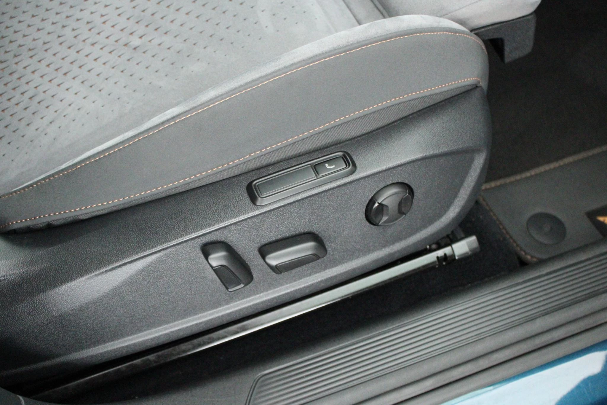 Hoofdafbeelding CUPRA Born